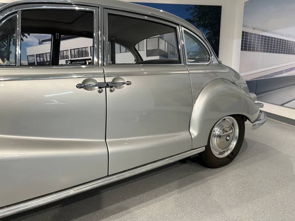 Image 24/32 of BMW 3200 S (1963)