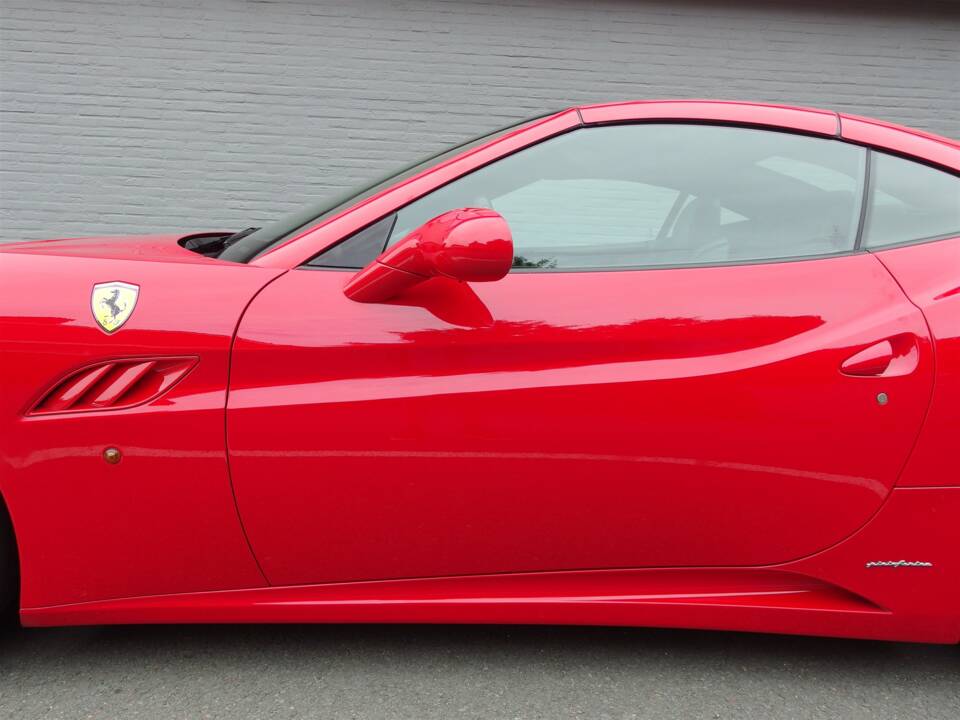 Immagine 22/98 di Ferrari California 30 (2013)