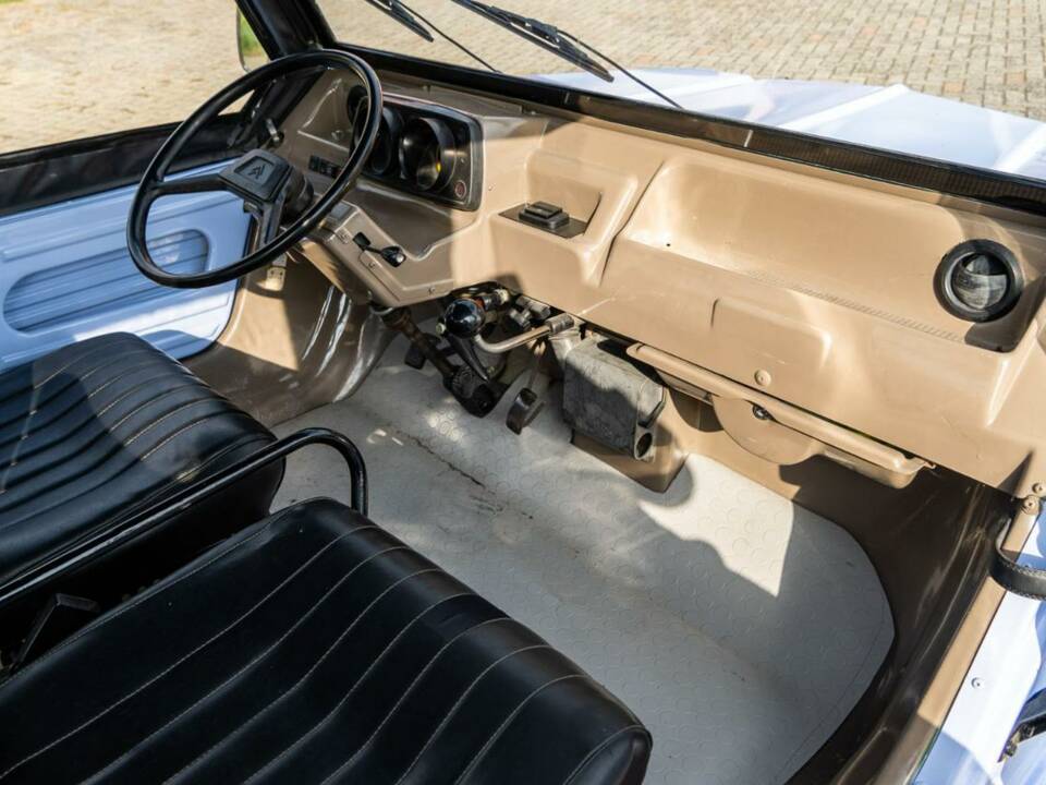 Image 18/24 of Citroën Méhari (1983)