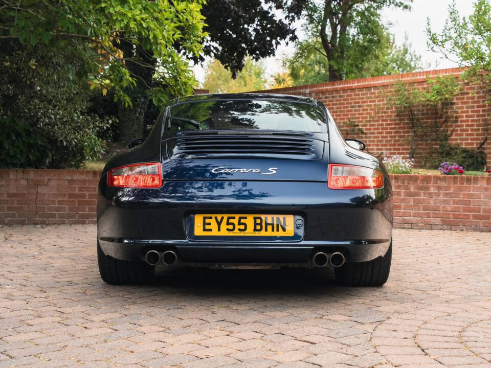 Bild 26/50 von Porsche 911 Carrera S (2005)
