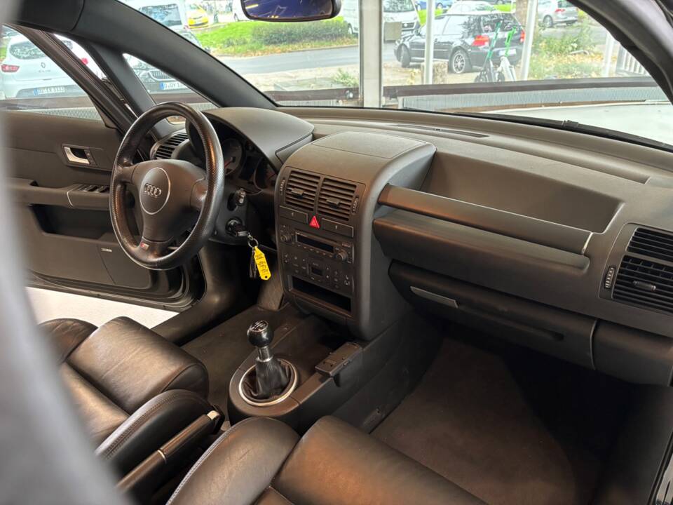 Image 14/21 de Audi A2 1.4 TDI (2005)