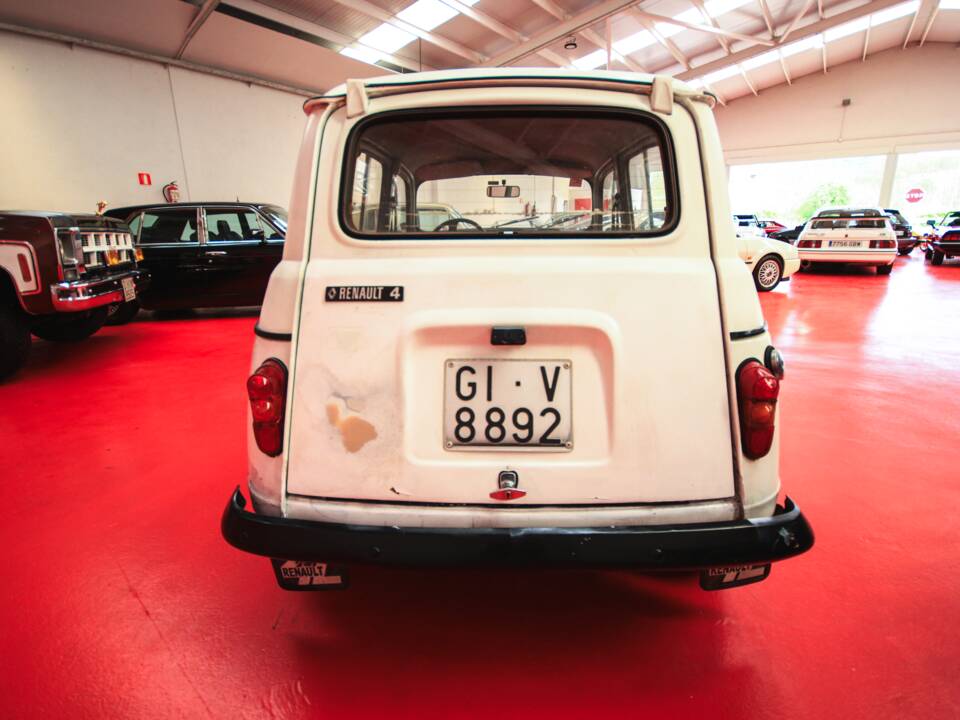 Bild 4/14 von Renault R 4 GTL (1985)