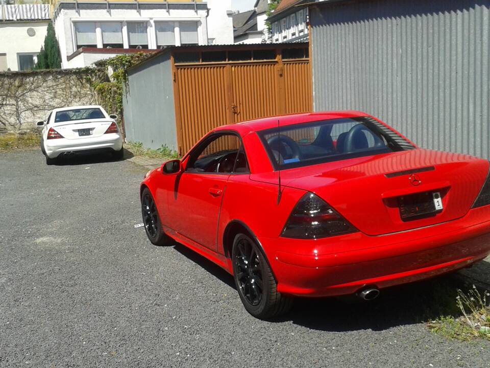 Image 7/25 of Mercedes-Benz SLK 320 (2003)
