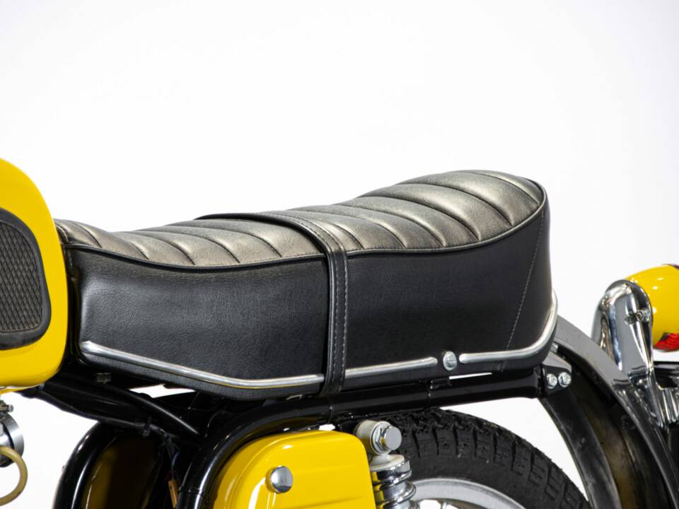 Imagen 50/50 de Gilera 150 Autostrada (1971)