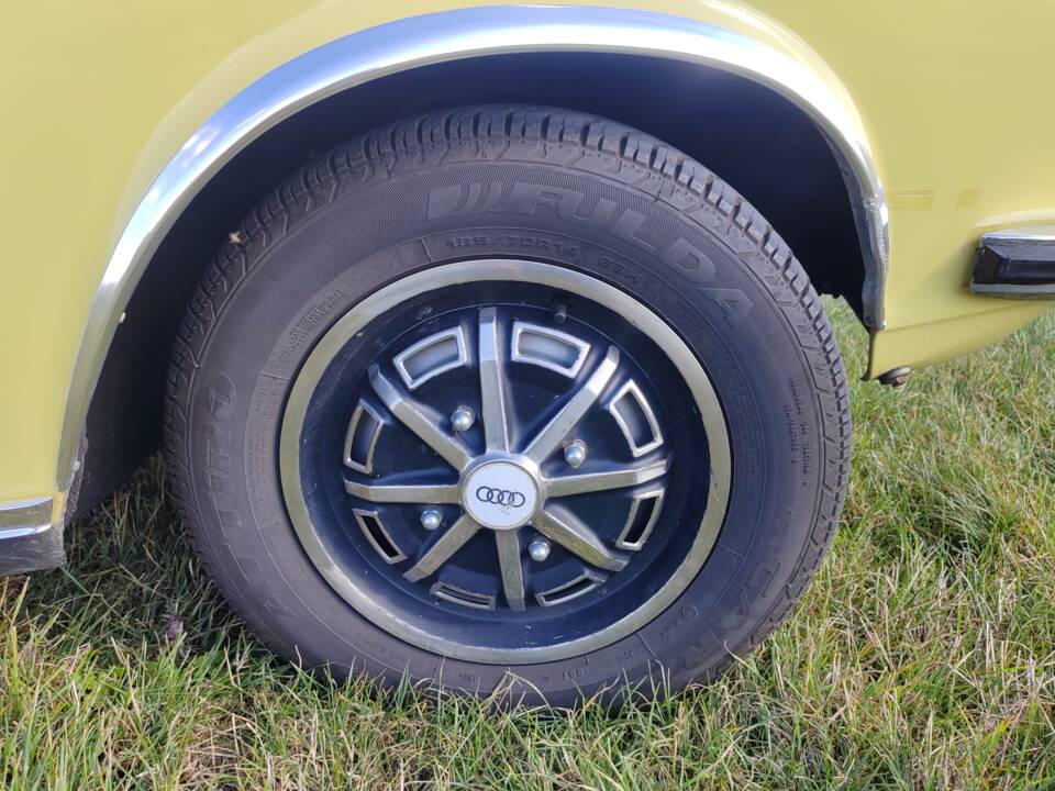 Image 40/54 of Audi 100 Coupe S (1971)