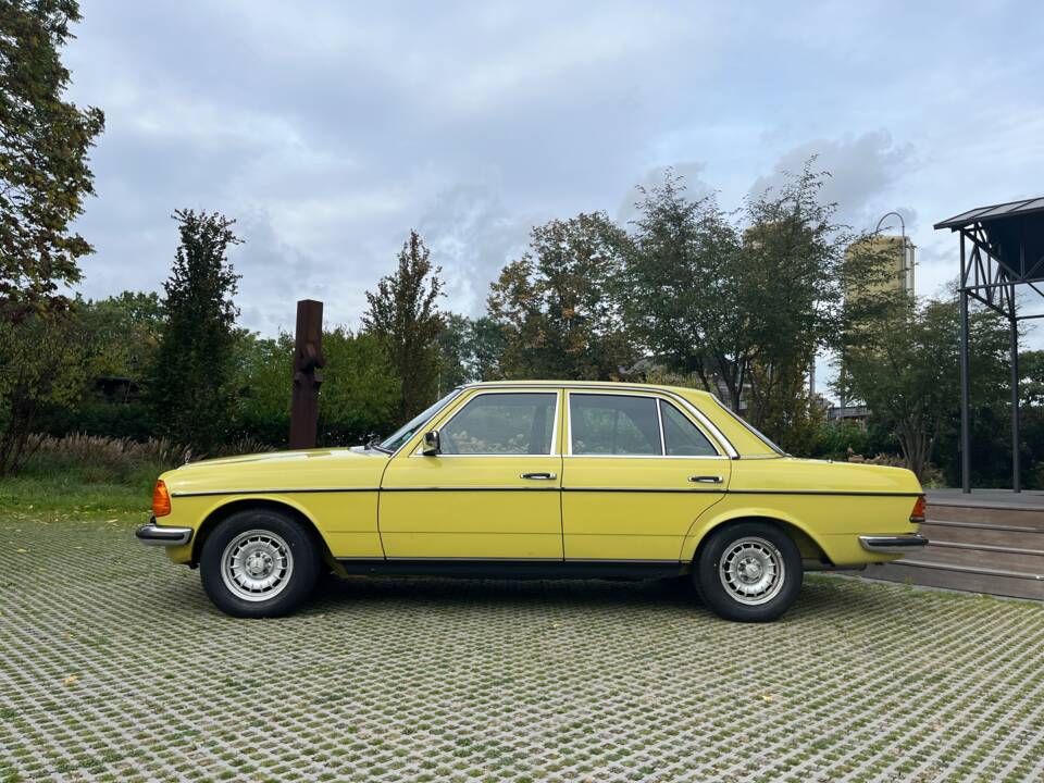 Bild 2/37 von Mercedes-Benz 280 E (1979)