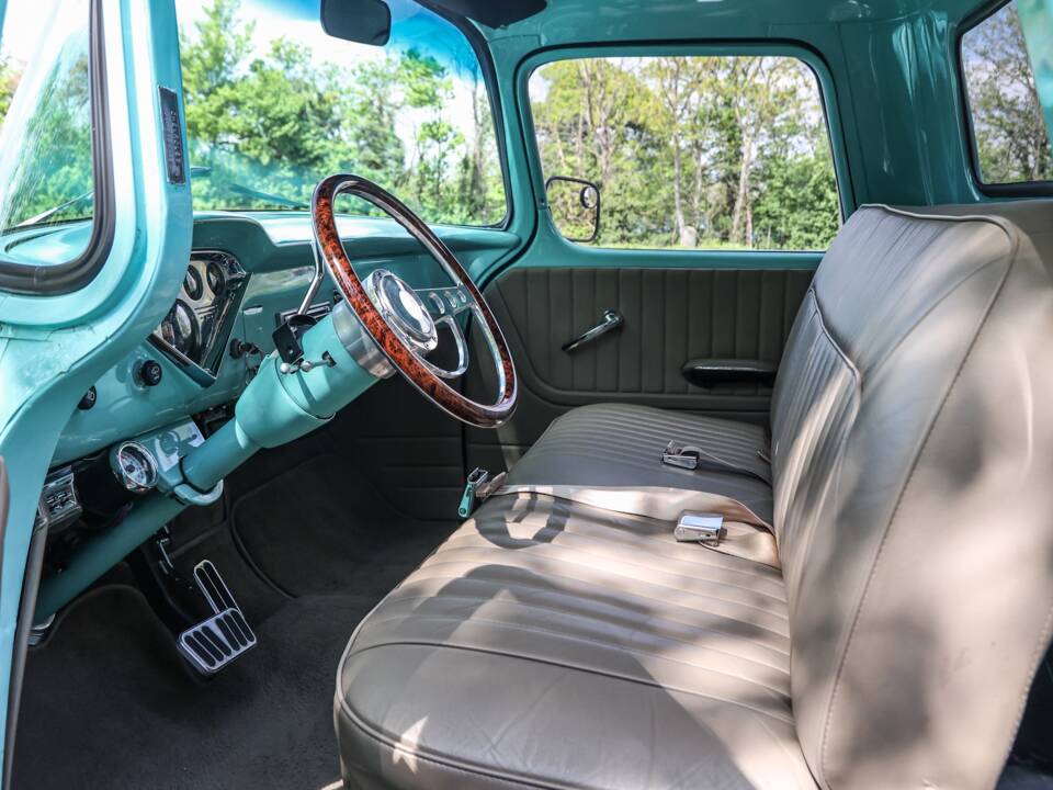 Bild 3/34 von Chevrolet 3100 ½-ton (1957)