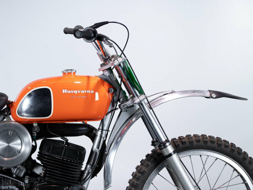 Bild 26/50 von Husqvarna DUMMY (1972)