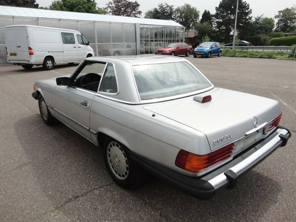 Imagen 16/36 de Mercedes-Benz 560 SL (1986)