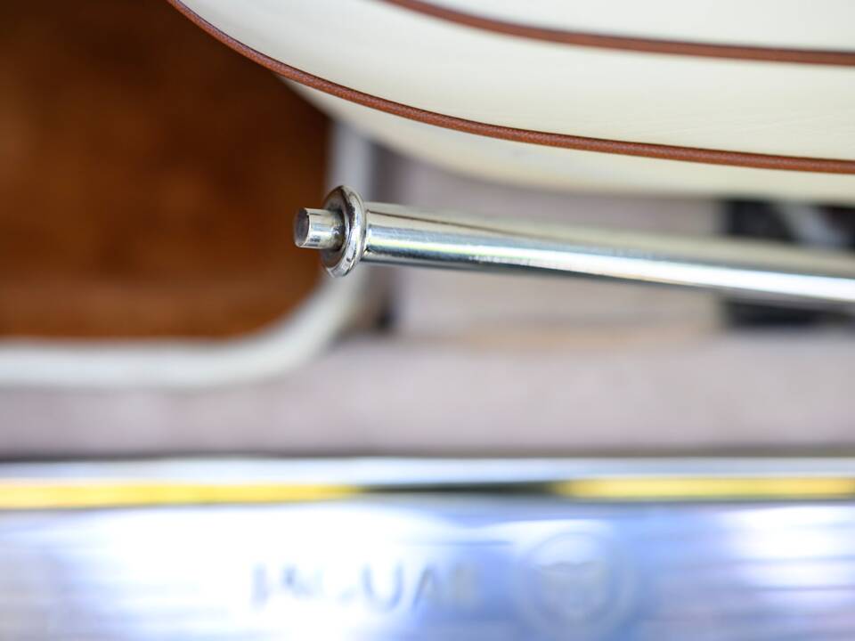 Immagine 41/64 di Jaguar Mk II 3.8 (1961)