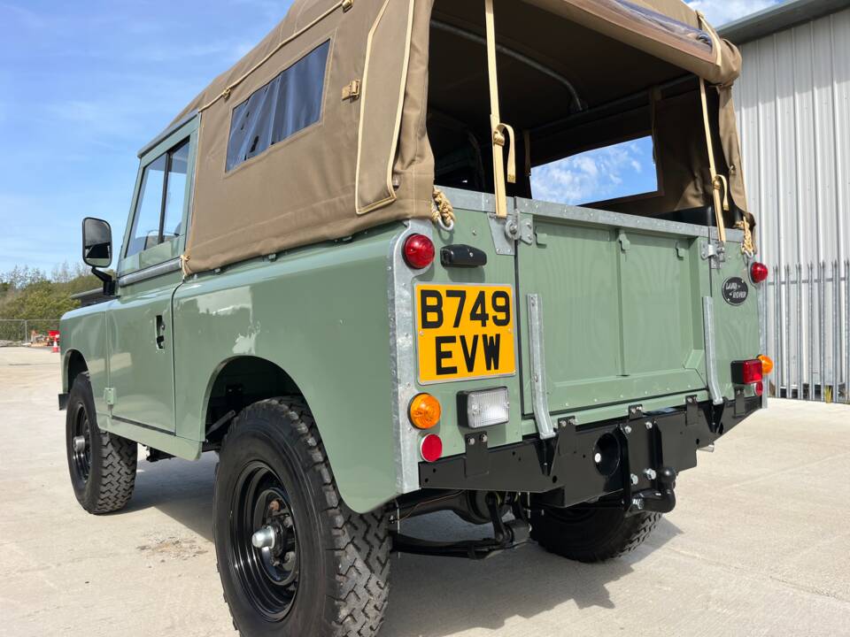 Bild 11/39 von Land Rover 88 (1984)