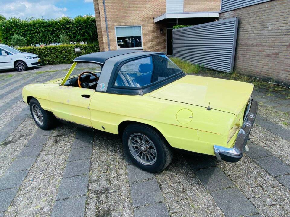 Bild 6/40 von Alfa Romeo 2000 Spider Veloce (1976)