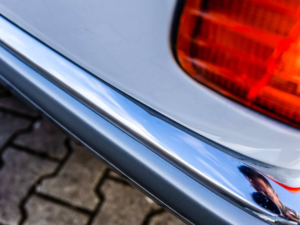 Image 40/175 of Mercedes-Benz 420 SE (1986)