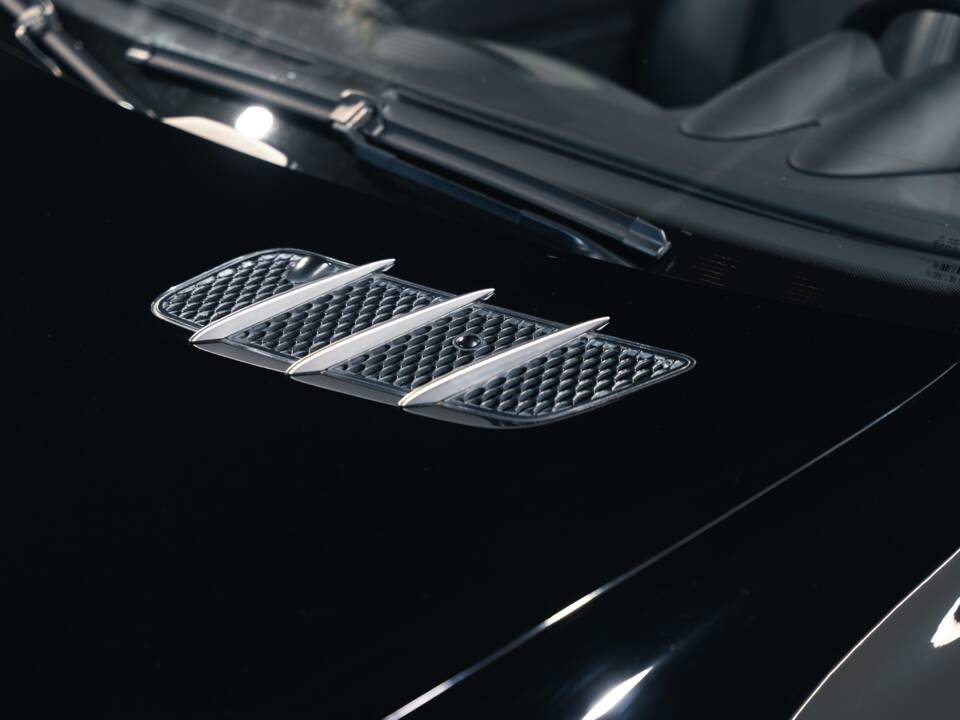 Image 14/31 of Mercedes-Benz SL 55 AMG (2003)