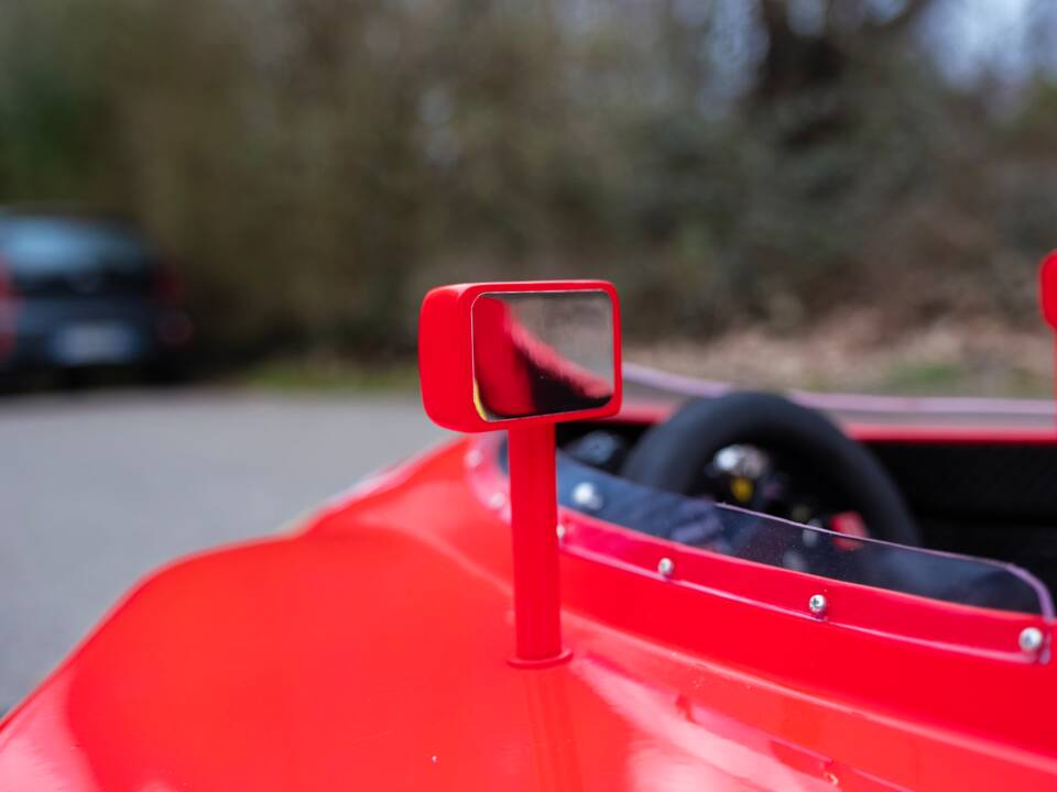 Image 43/85 of Ferrari 641 (1990)