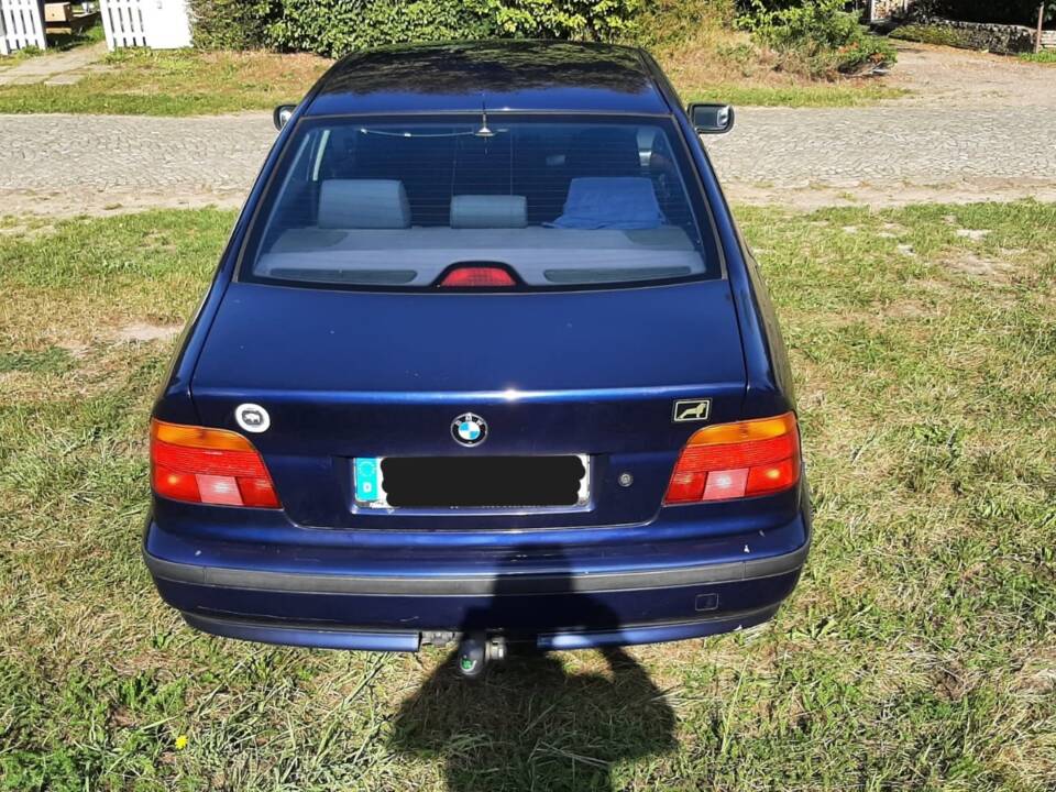Image 4/8 of BMW 535i (1996)