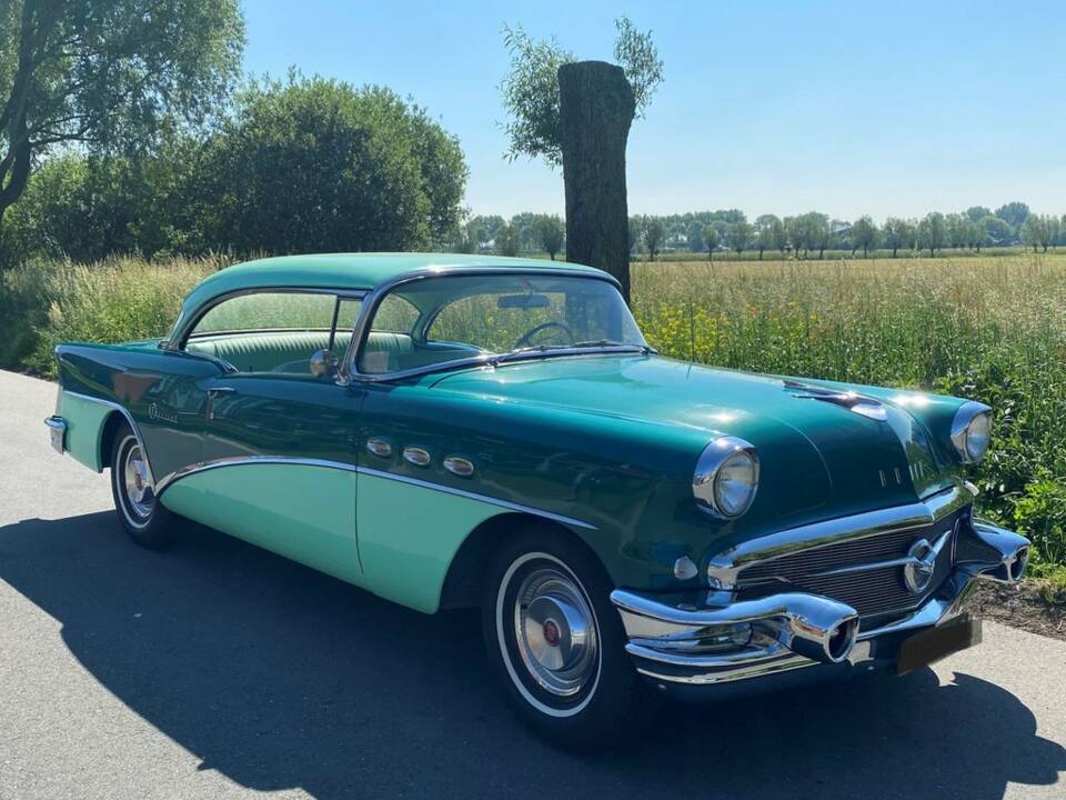 Afbeelding 4/8 van Buick Special Riviera Coupé (1956)