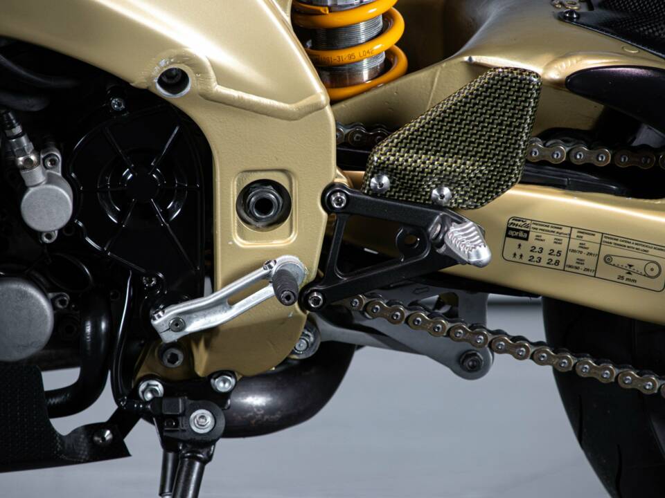 Bild 10/50 von Aprilia DUMMY (2002)
