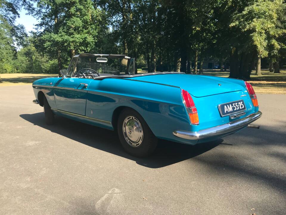 Bild 4/36 von Peugeot 404 Cabriolet (1967)