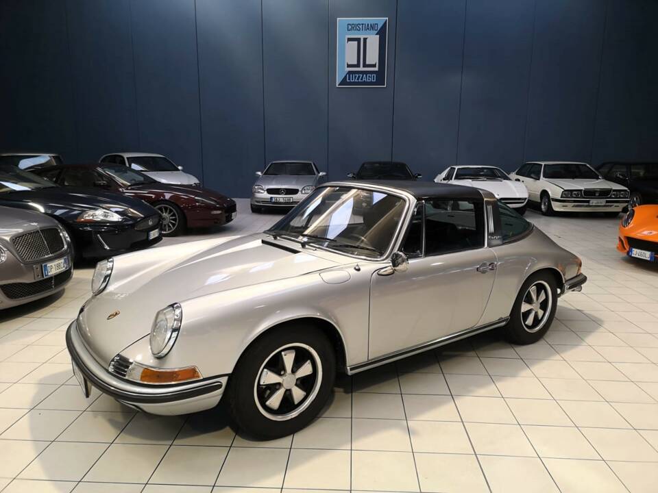 Imagen 2/50 de Porsche 911 2.2 E (1971)