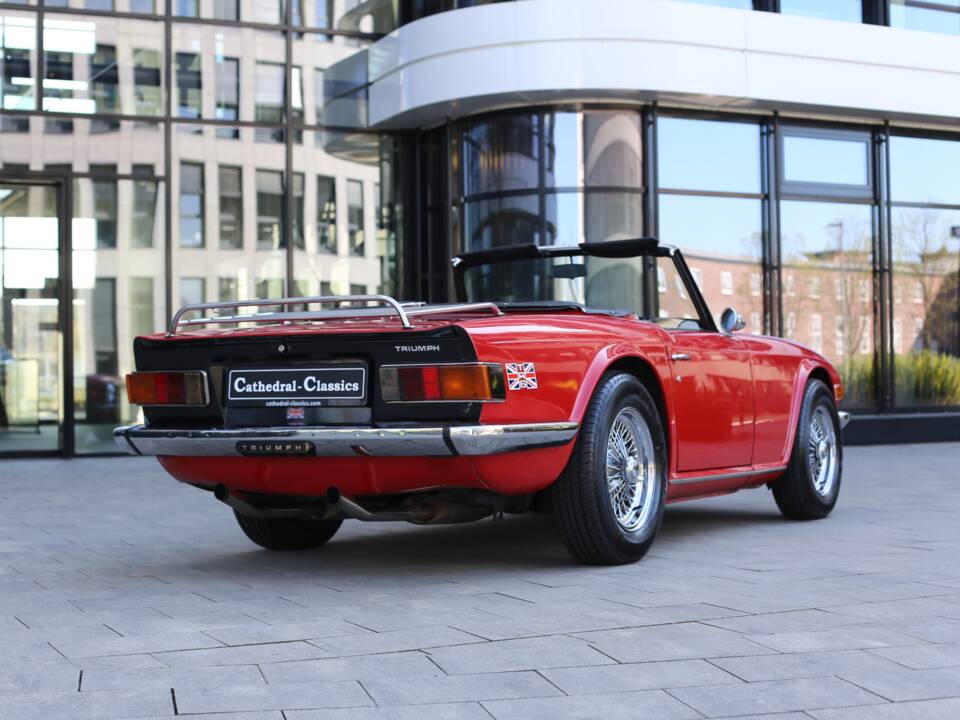 Image 48/49 of Triumph TR 6 (1976)
