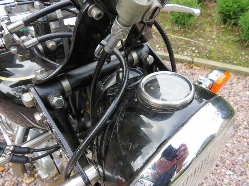 Bild 8/50 von Vincent Rapide C (1951)