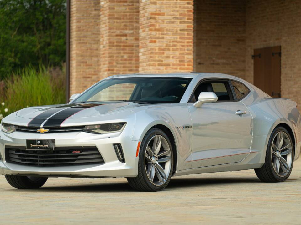 Image 1/50 of Chevrolet Camaro 2.0 Turbo (2019)