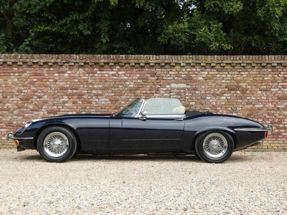 Obraz 31/50 pojazdu Jaguar E-Type V12 (1973)