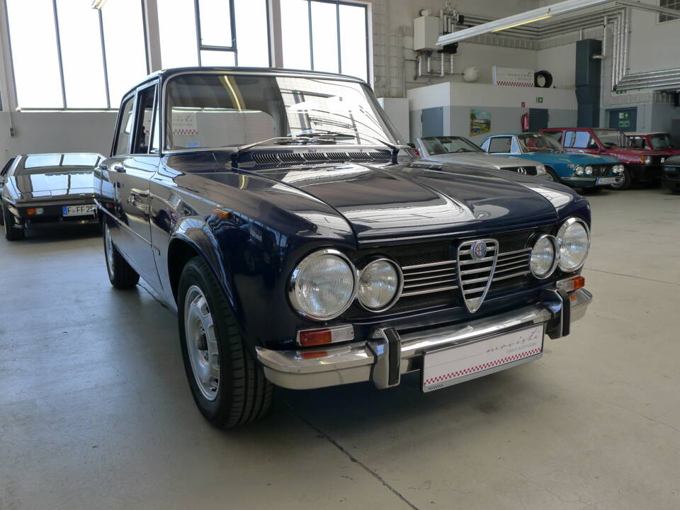 Bild 29/40 von Alfa Romeo Giulia 1.3 Super (1972)