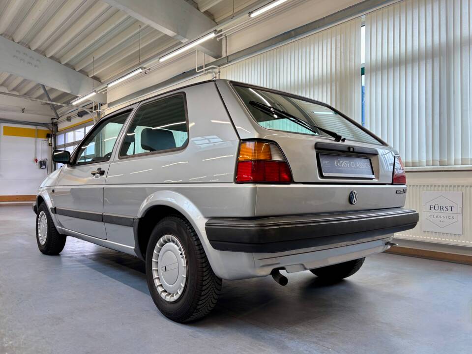 Imagen 4/23 de Volkswagen Golf Mk II 1.3 (1987)