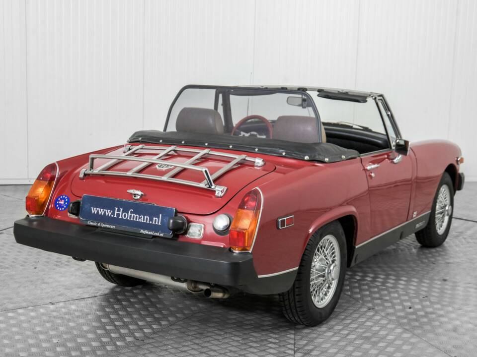 Image 27/50 de MG Midget 1500 (1979)
