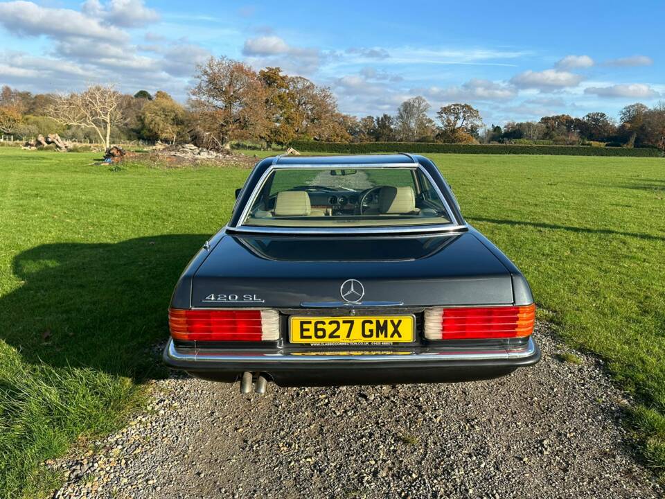 Image 64/71 of Mercedes-Benz 420 SL (1988)