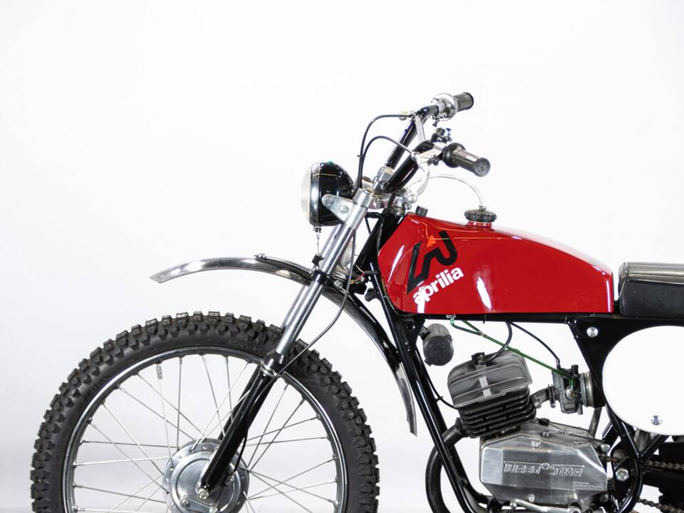 Immagine 21/49 di Aprilia Scarabeo 50 (1972)
