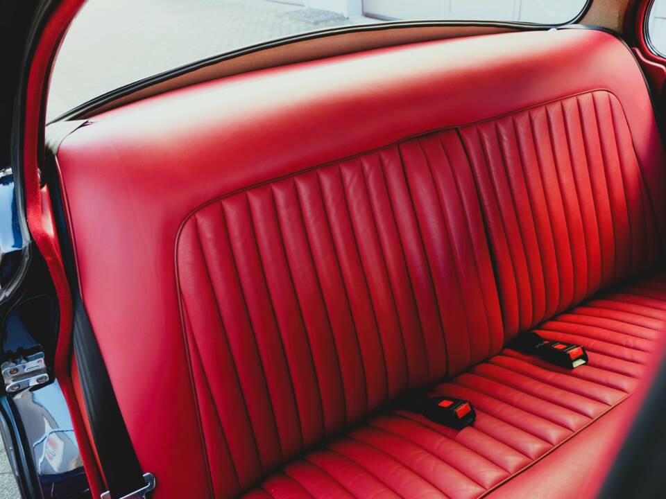 Bild 25/57 von Jaguar Mk II 3.4 (1967)