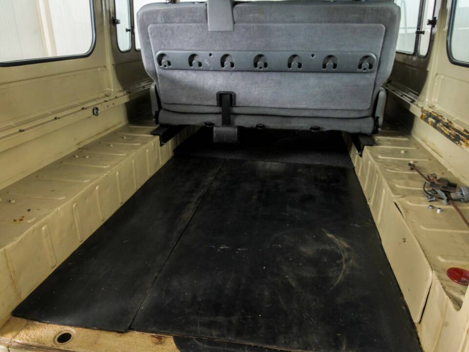 Bild 42/50 von Toyota Landcruiser BJ 45 (1982)