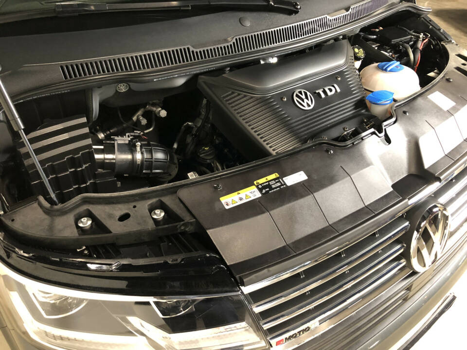 Bild 28/32 von Volkswagen T6.1 Multivan 2.0 TDI 4Motion (2023)