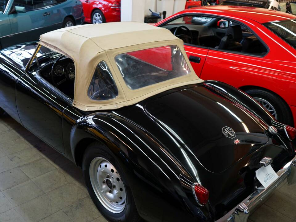 Immagine 24/46 di MG MGA 1500 (1959)
