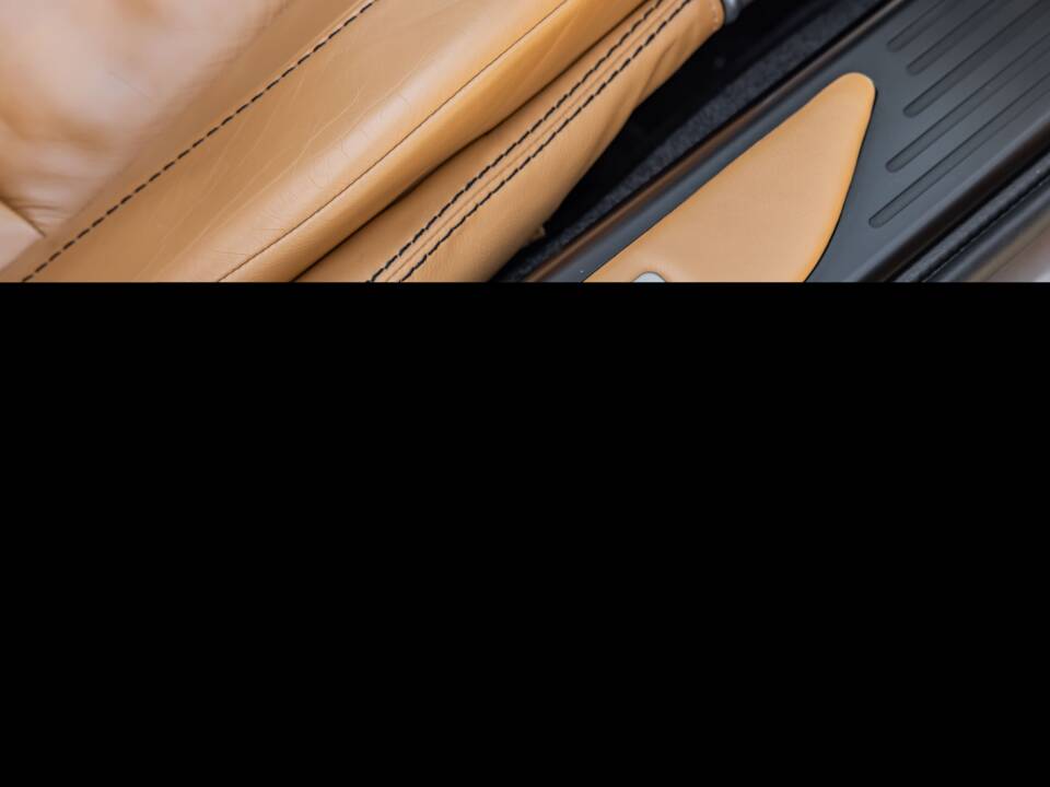 Bild 17/65 von Aston Martin DBS Volante (2011)