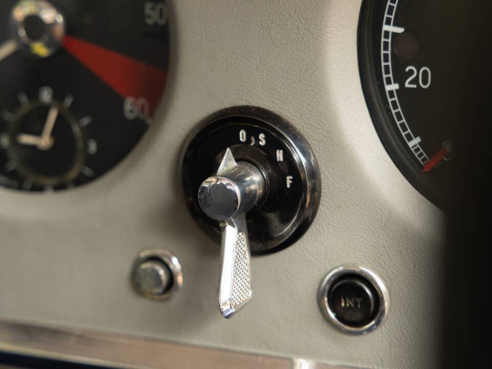 Bild 19/38 von Jaguar Mk II 3.8 (1959)