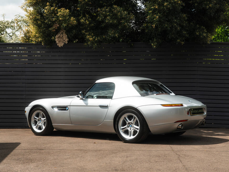 Image 3/53 of BMW Z8 (2001)