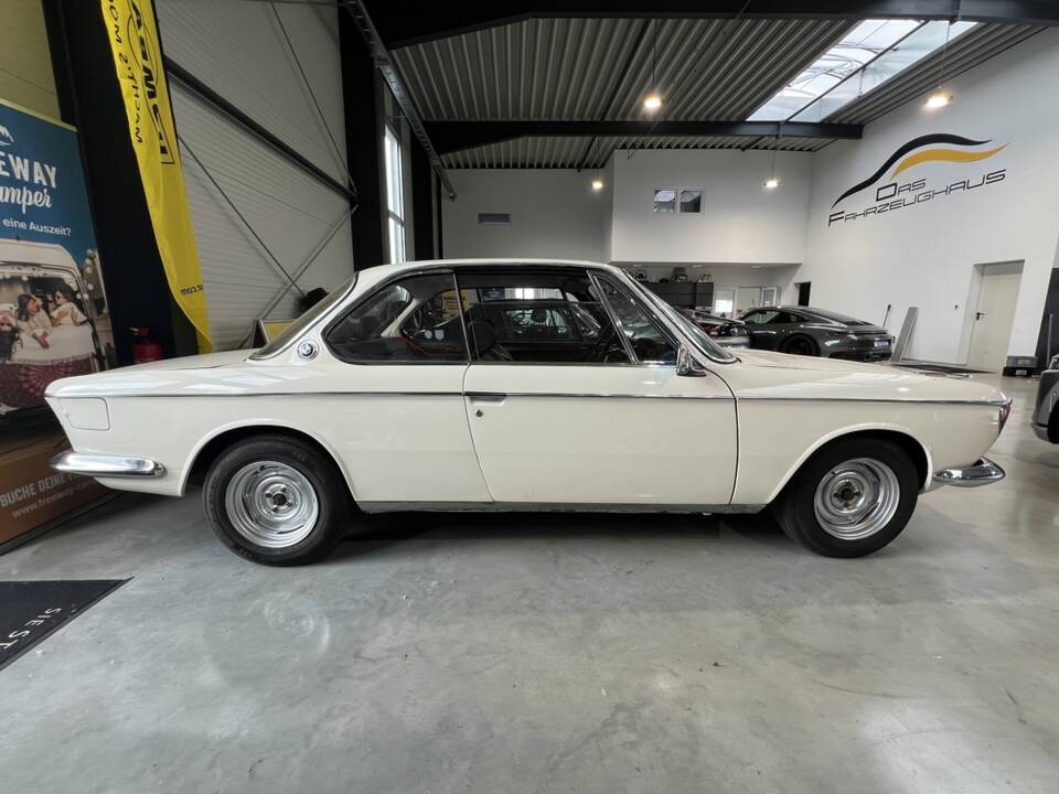 Immagine 3/26 di BMW 2000 CS (1970)