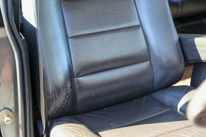 Image 12/50 of Land Rover Range Rover Vogue LSE (1994)