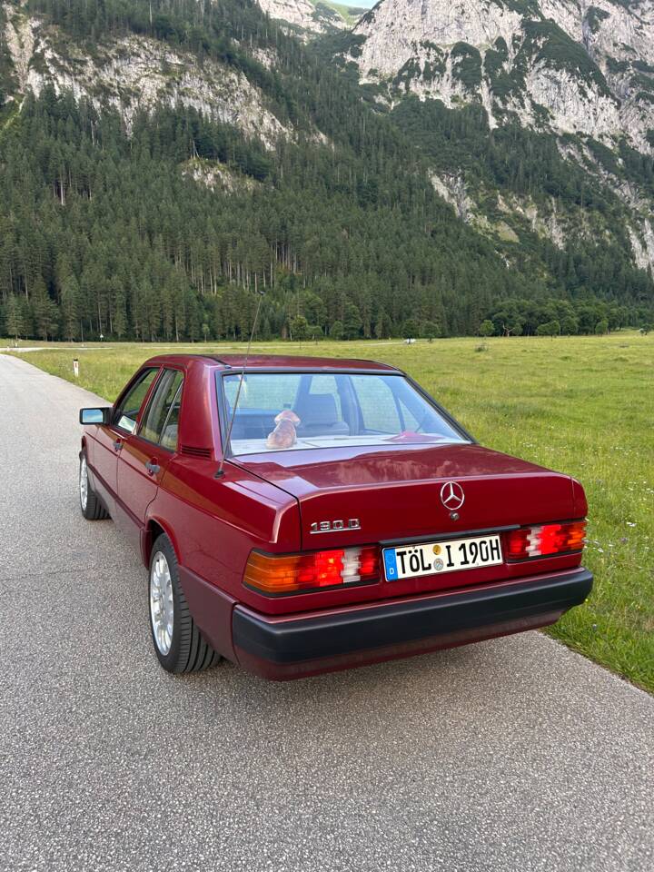 Bild 3/14 von Mercedes-Benz 190 D (1989)