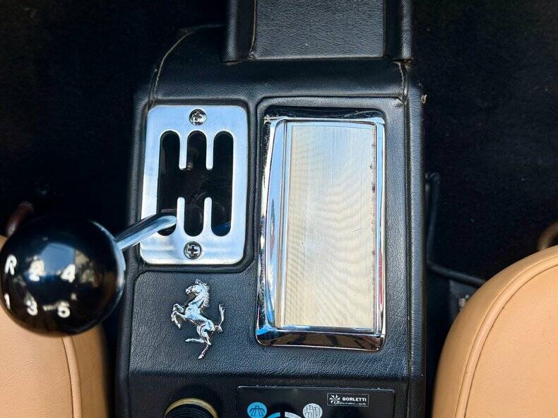 Image 42/50 of Ferrari 308 GTS (1900)