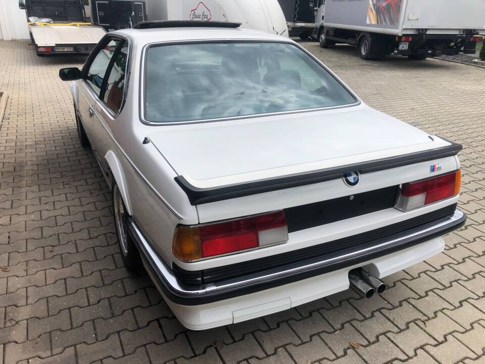 Bild 26/27 von BMW M 635 CSi (1986)