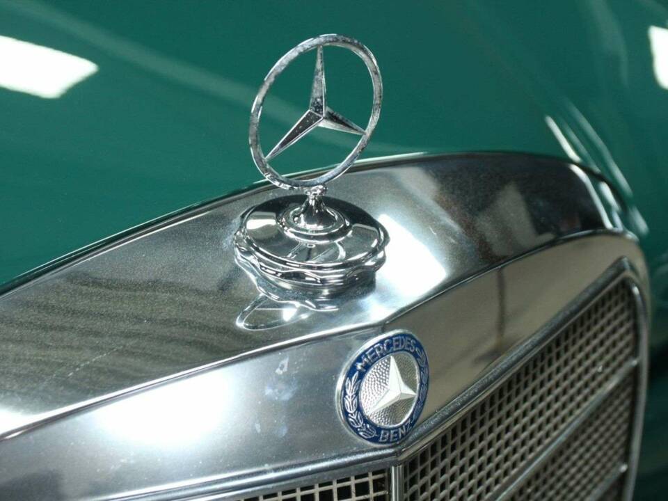 Bild 48/50 von Mercedes-Benz 250 SE (1966)