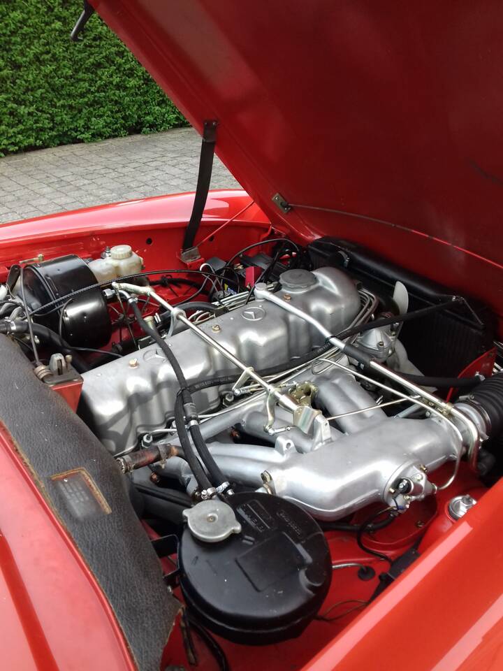 Image 5/5 of Mercedes-Benz 230 SL (1964)