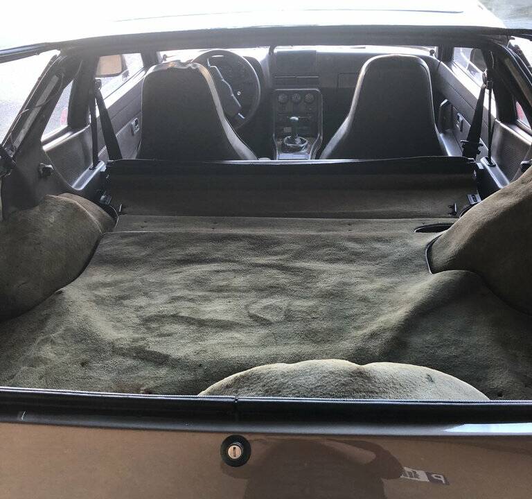 Bild 8/8 von Porsche 924 (1983)