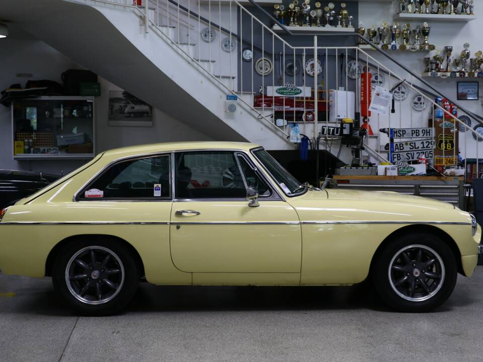 Bild 4/34 von MG MGB GT (1966)