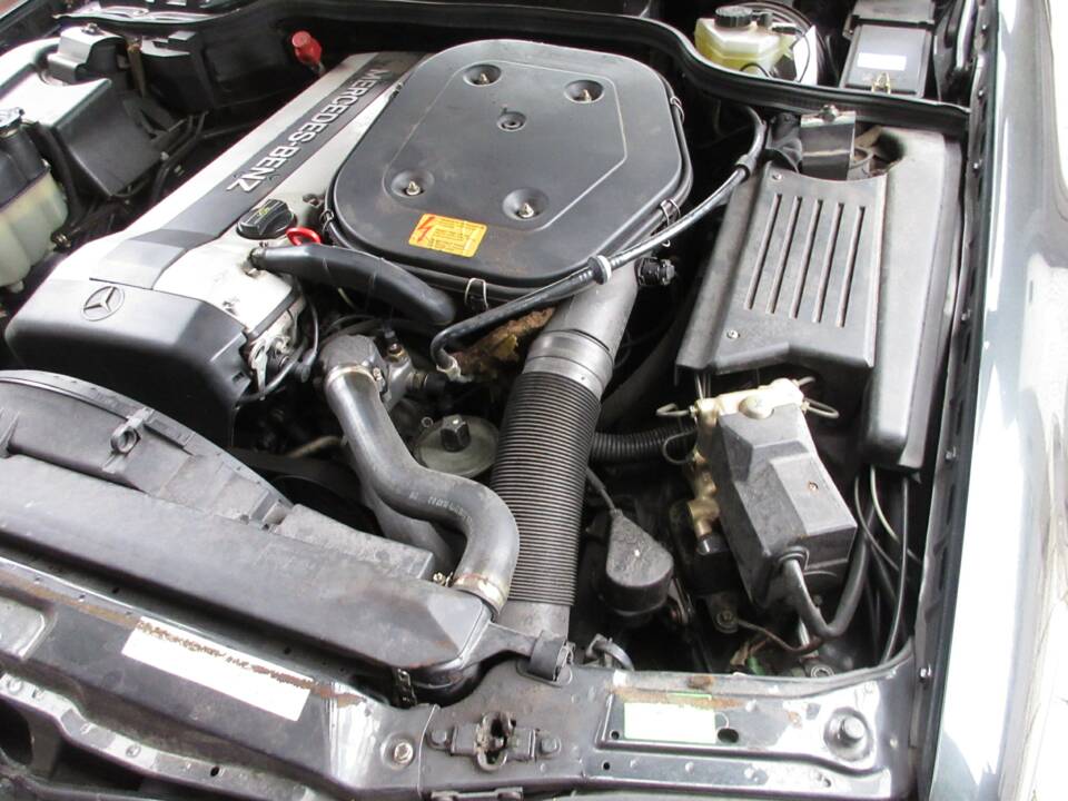 Image 9/9 of Mercedes-Benz 300 SL-24 (1992)